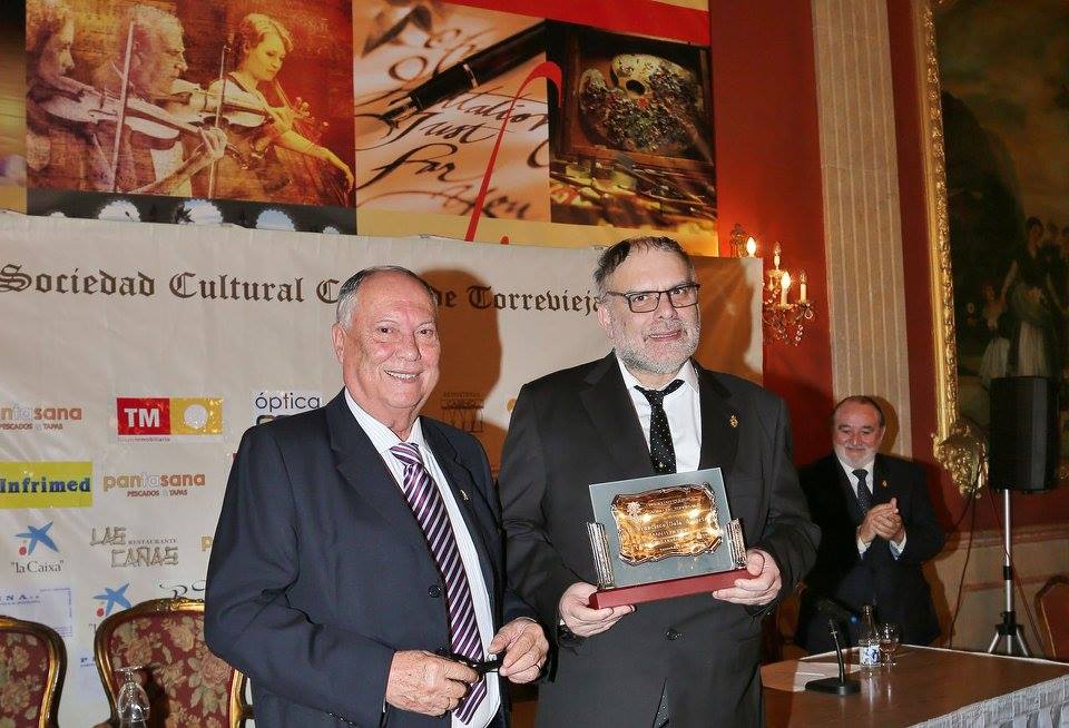 EL CRONISTA OFICIAL FRANCISCO SALA ANIORTE ABRE LAS XXXVI FIESTAS DE INVIERNO DEL CASINO DE TORREVIEJA