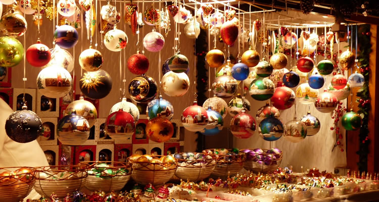MARIO MOLINES CARBONERAS, CRONISTA OFICIAL DE CALPE (ALICANTE), FELICITA LA NAVIDAD