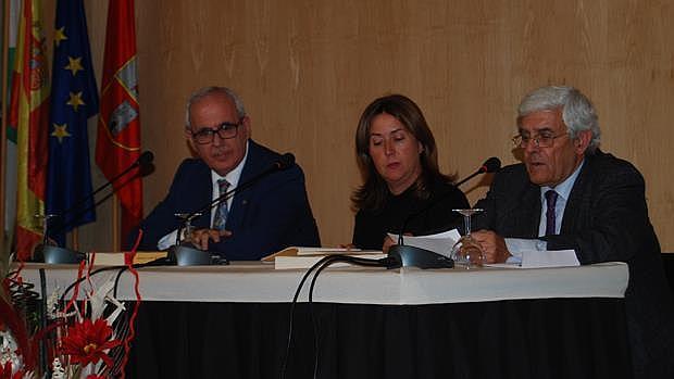 LAS INVESTIGACIONES SOBRE DOS HERMANAS (SEVILLA) QUE FIRMÓ ANTONIO LÓPEZ • LA COLECCIÓN LITERARIA MISCELÁNEA ORIPENSE ACABA DE PUBLICAR UN NUEVO TOMO CON LOS TRABAJOS DEL AUTOR