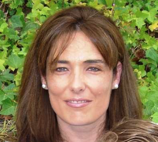 RECONOCIMIENTO DE LA FUNDACIÓN AMANCIO ORTEGA A PAULA YANA PÉREZ PÉREZ, ALUMNA DEL IES VEGAS BAJAS, Y A LA DOCTORA ANA MACARRO MERINO, AMBAS DE MONTIJO (BADAJOZ)