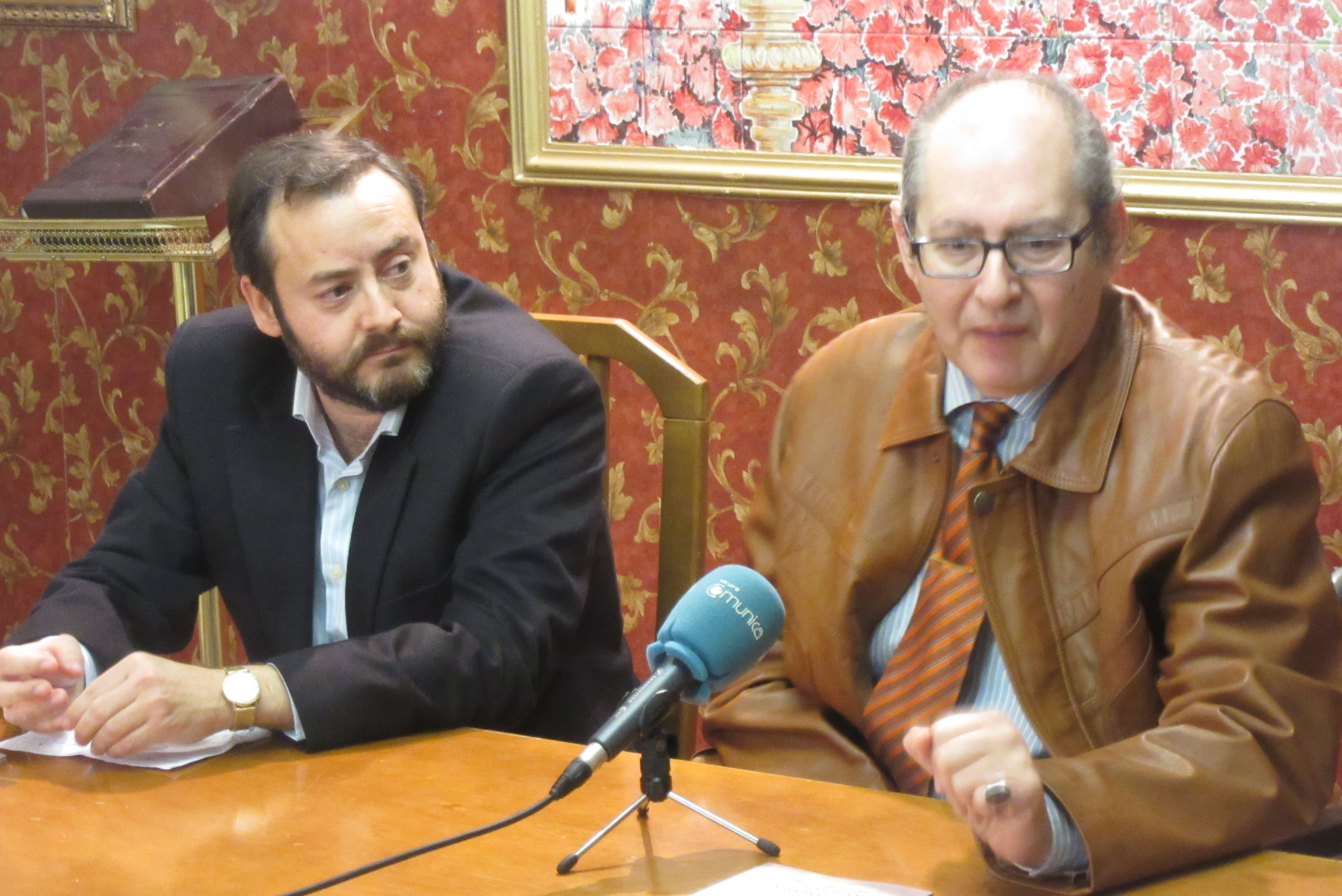 LA HUMILDAD ESTRENA LA BIBLIOTECA DEL CONVENTO CON EL LIBRO DEL CRONISTA OFICIAL DE PUENTE GENIL (CÓRDOBA), ANTONIO ILLANES, “PINTORES PONTANENSES ANTIGUOS”