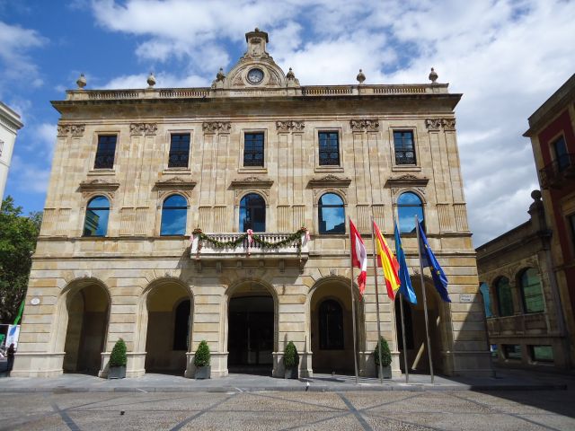 EL PP INSTA A ELABORAR EN 4 MESES LAS BASES DE SELECCIONAR EL CRONISTA DE LA VILLA DE GIJÓN (ASTURIAS)