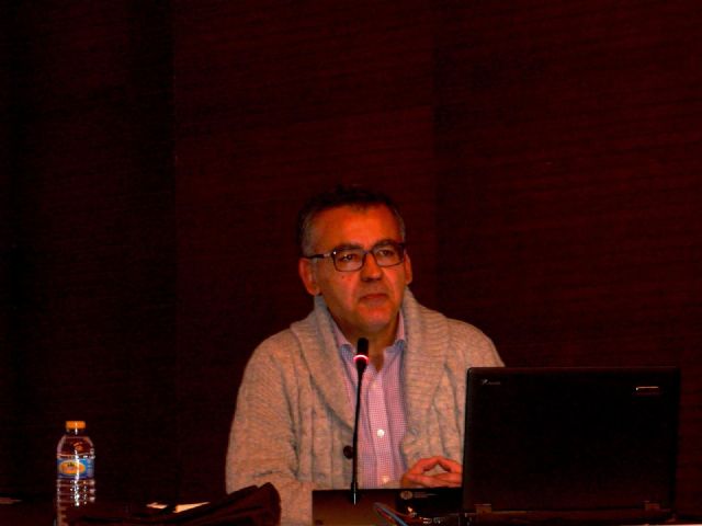 EL CRONISTA OFICIAL DE CARTAGENA (MURCIA), JOSÉ SÁNCHEZ CONESA, DISERTA SOBRE LAS LEYENDAS DE LA INQUISICIÓN EN EL CAMPO DE CARTAGENA, DENTRO DEL CURSO DE TRADICIONES POPULARES