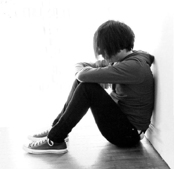 ESCOLARES ACOSADORES