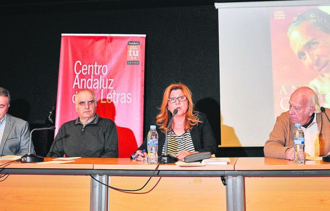 LA GRAN FIESTA DE LAS LETRAS: LA BIBLIOTECA PROVINCIAL DE JAÉN ACOGE LA CELEBRACIÓN DEL DÍA DEL LIBRO Y LA PRESENTACIÓN DE POETICAL