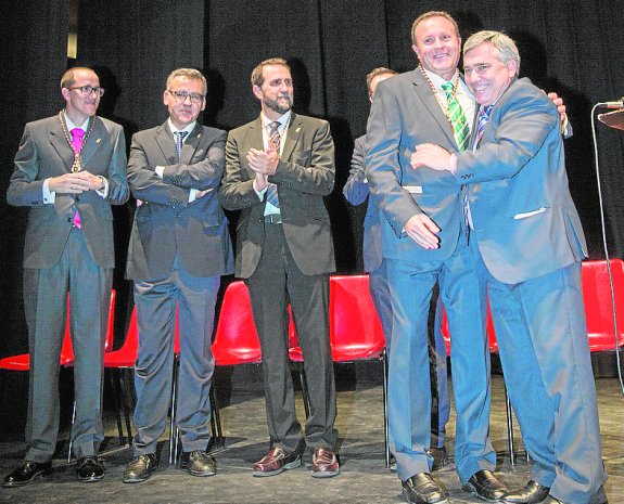 LOS CUATRO CRONISTAS DE CARTAGENA INGRESAN EN SU ASOCIACIÓN REGIONAL