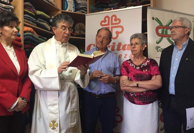 CÁRITAS DE LA BAÑEZA (LEÓN) MEJORA LAS INSTALACIONES Y EL SERVICIO DE ROPERO GRACIAS A UNA SUBVENCIÓN DE 5.400 EUROS DE LA FUNDACIÓN CONRADO BLANCO