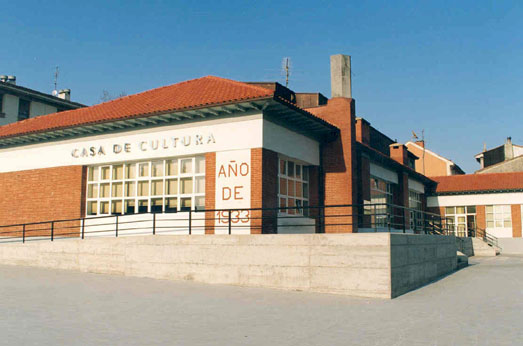 PRESENTAN EN NOREÑA UN LIBRO SOBRE EL CONCEJO EDITADO POR EL REAL INSTITUTO DE ESTUDIOS ASTURIANOS