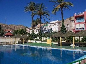 PISCINA