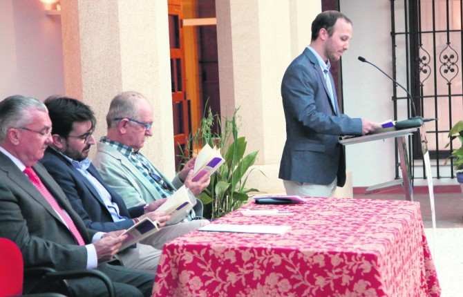 LA ENTREGA DEL “ARCIPRESTE DE HITA” SE CELEBRA EN LA TRINIDAD • EL ARGENTINO LUIS ÁNGEL GONZO VIAJA HASTA ALCALÁ LA REAL (JAÉN) CON MOTIVO DE LA CEREMONIA DEL GALARDÓN INTERNACIONAL