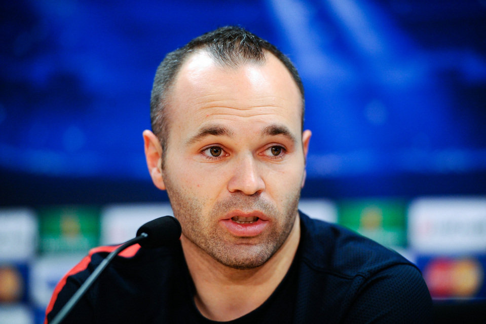 CARBONEROS (JAÉN) ELIGE A INIESTA • EL MUNICIPIO NOMBRA, HOY, AL JUGADOR DEL BARCELONA HIJO ADOPTIVO Y COLONO DE HONOR DE OLAVIDIA