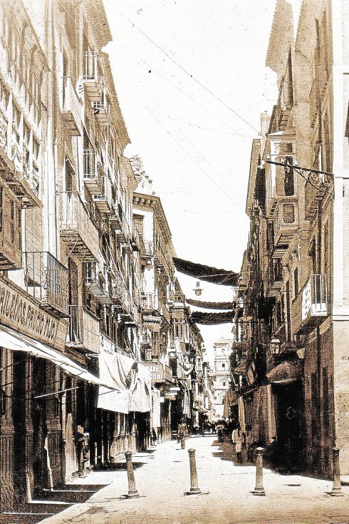 INMENSO POZO DE CALCINACIÓN • LOS TERRIBLES VERANOS MURCIANOS ANIMABAN A SUS HABITANTES A ESCAPAR A LA COSTA