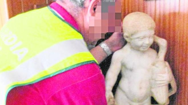 LA FORMIDABLE HERENCIA DEL PADRE MOLINA • LA GUARDIA CIVIL LOCALIZÓ LAS ESCULTURAS PERDIDAS HACE UN SIGLO SIGUIENDO LA PISTA A LOS DESCENDIENTES DE SU DESCUBRIDOR