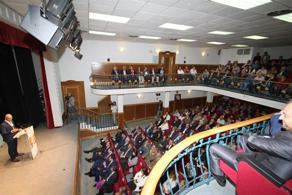 CESAR RICO AGRADECIÓ A LOS ALCALDES DE LA PROVINCIA DE BURGOS SU TRABAJO DESINTERESADO EN FAVOR DE SUS MUNICIPIOS. RECORDABA QUE EL DÍA DE LA PROVINCIA ES UN DÍA DE FIESTA PARA ELLOS