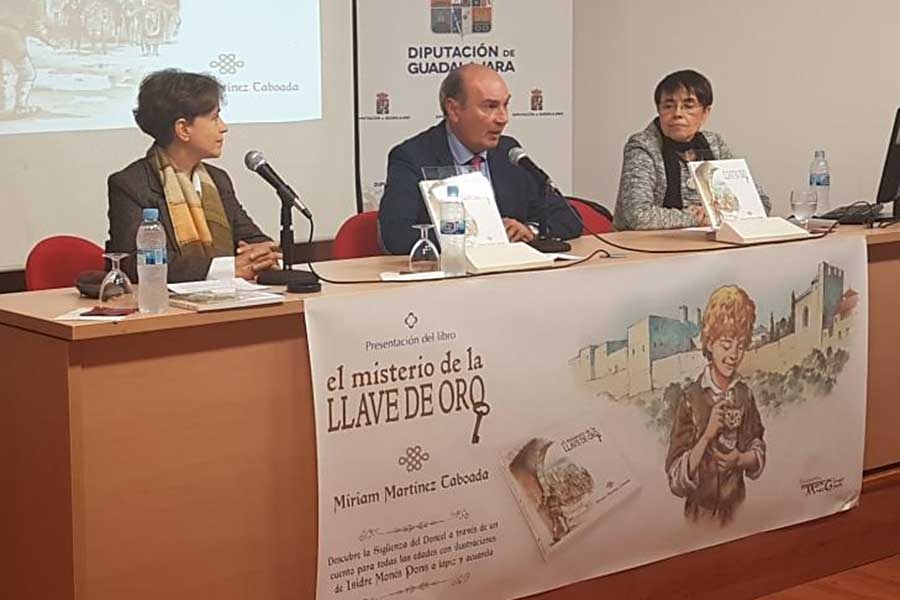 ‘EL MISTERIO DE LA LLAVE DE ORO’, DE MIRIAM MARTÍNEZ TABOADA, ABRE EL CONOCIMIENTO DE SIGÜENZA