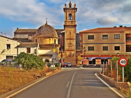 EL RESORGIMENT DE PETRÉS