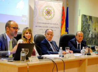 LECCIÓN INAUGURAL DE LA UNIVERSIDAD A DISTANCIA • EL CALZADO, EMBLEMA TURÍSTICO DE ELDA (ALICANTE)