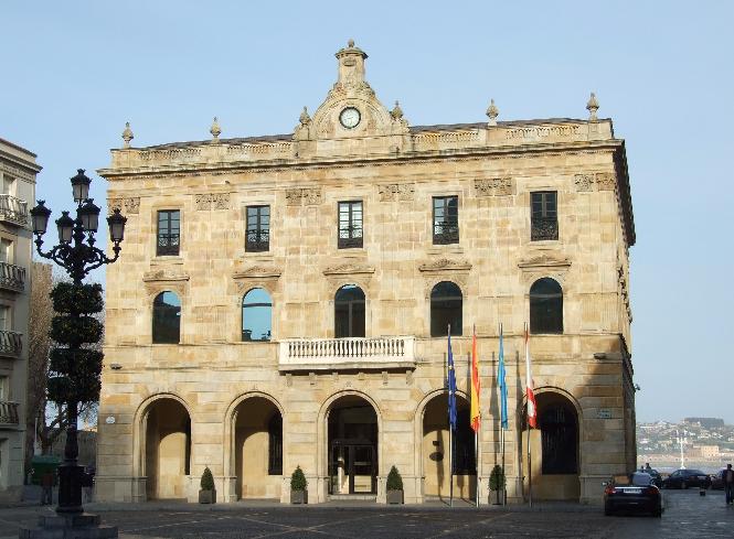 EL GRUPO MUNICIPAL DEL PARTIDO POPULAR DE GIJÓN PREGUNTARÁ EN EL PLENO DE LA PRÓXIMA SEMANA AL EQUIPO DE GOBIERNO POR LA TARDANZA EN LA DESIGNACIÓN DE CRONISTA OFICIAL DE LA VILLA, PESE A SER UNA INICIATIVA APROBADA EN EL PLENO