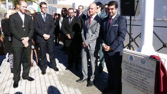 LOJA (GRANADA) CELEBRA EL DÍA DE LA CONSTITUCIÓN CON UNA NUEVA PLAZA EN VENTORROS DE SAN JOSÉ