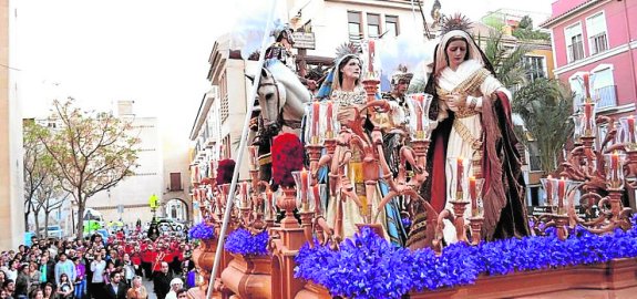 DOS MISTERIOS SOBRE EL PASO DE LA LANZADA • MURCIA EXTENDERÁ EN LA SEMANA SANTA DEL AÑO QUE VIENE NUEVA CONTRASEÑA ‘COLORÁ’ A UN ROMANO