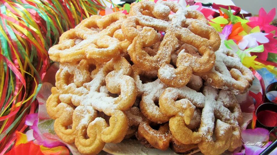 CACHOLA, FLORES Y ORELLAS DE FRADE