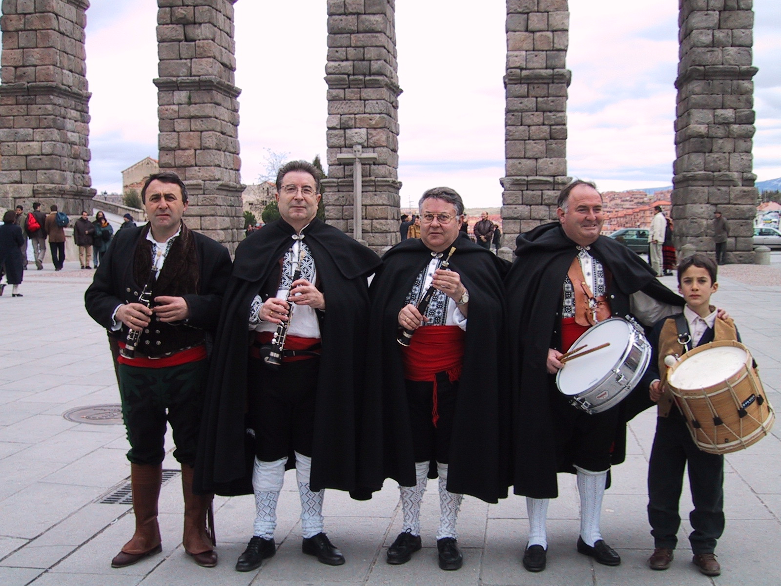 ACTIVIDADES DE “LA COLODRA” EN SEMANA SANTA 2017