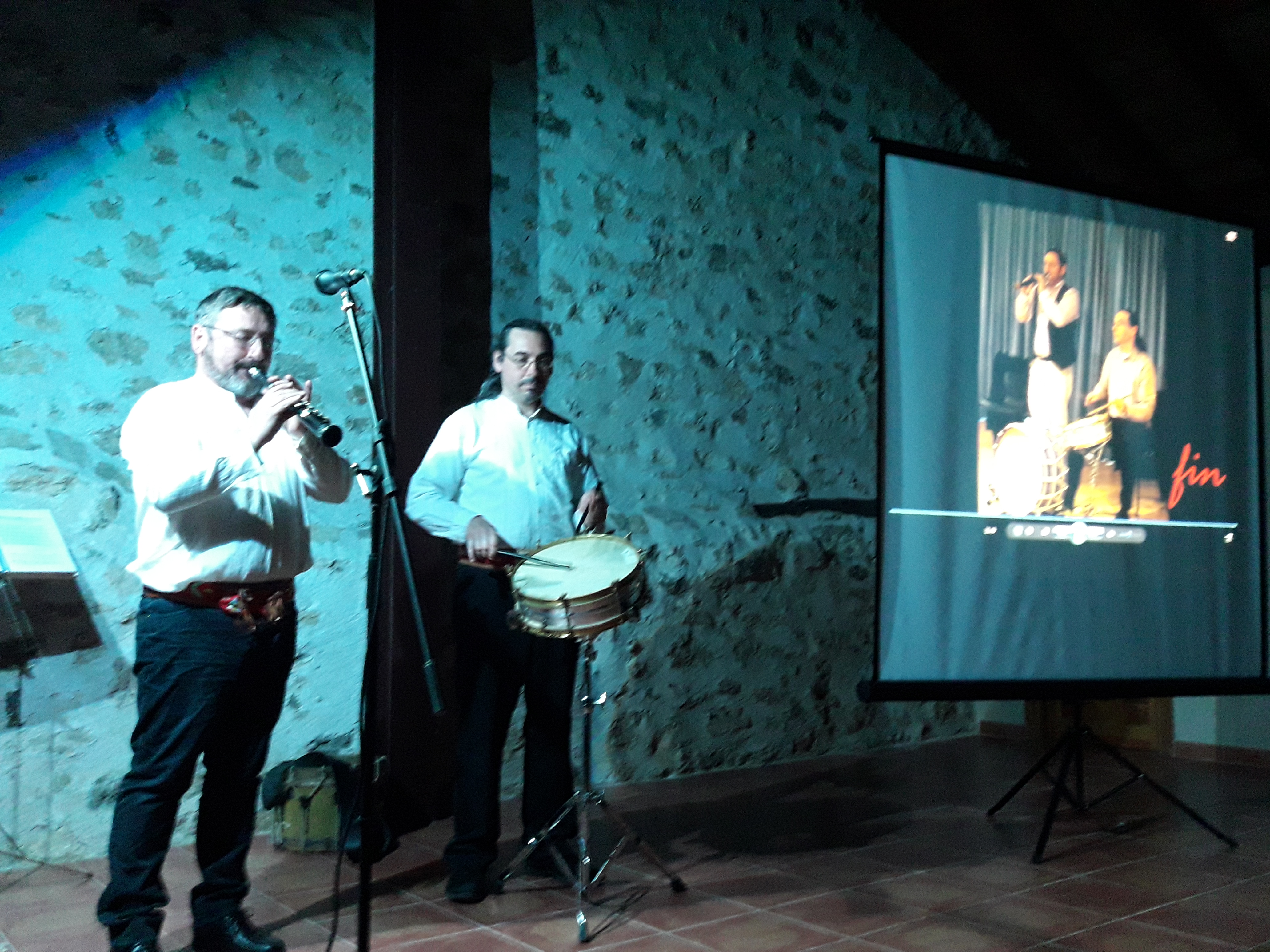 LA SEMANA SANTA DE CASLA. RITOS RELIGIOSOS, ASAMBLEA DE LA ASOCIACIÖN “LA COLODRA”, ACTUACIÓN DE LOS “HERMANOS RAMOS” Y EXPOSICIÓN.