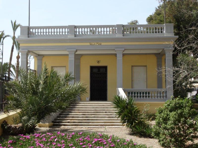 SE VENDE VILLA DE VERANEO CON HISTORIA