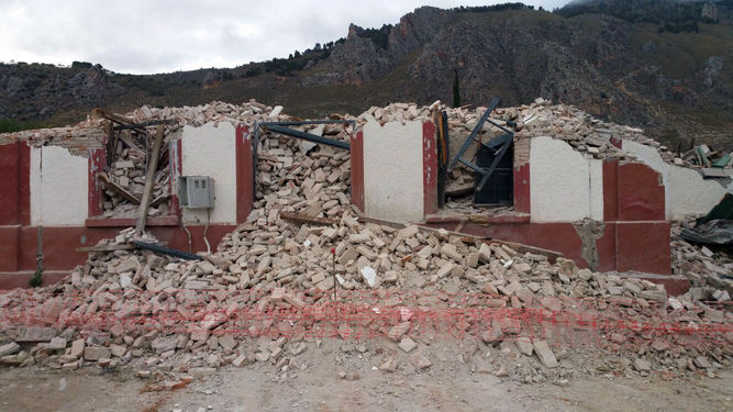 LOJA (GRANADA) EXIGIRÁ A FOMENTO QUE RECONSTRUYA «LADRILLO A LADRILLO» SU VIEJA ESTACIÓN
