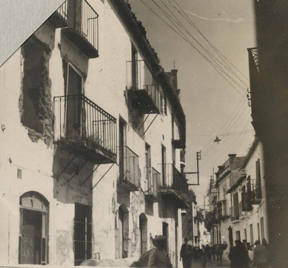 AQUEL MONTORO… LA CALLE CORREDERA