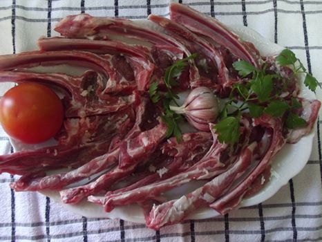 LOS PASTORCILLOS DE FÁTIMA Y LES CHULETINES DE CORDERÍN XALDU