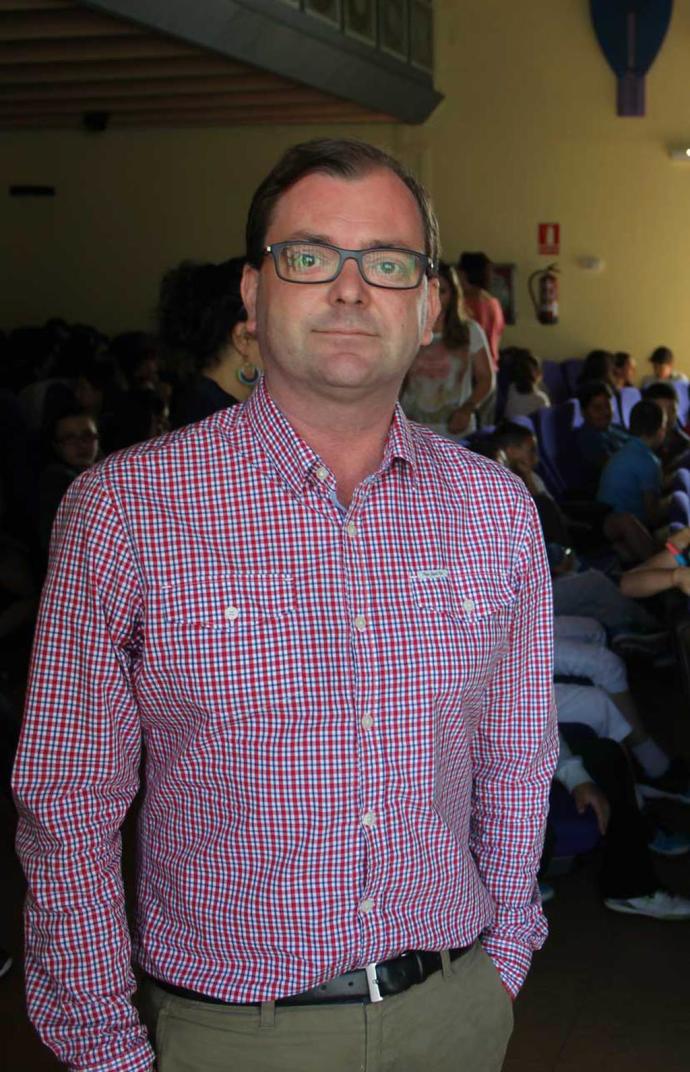 CASTELEIRO PRESENTARÁ EN AGOSTO EL PRIMER LIBRO DE LA HISTORIA DE VEGADEO (ASTURIAS)