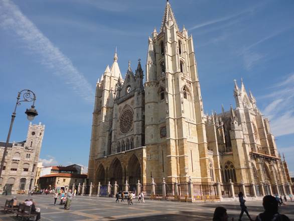 LEÓN SE VUELCA CON EL RODAJE DE ‘ÓNYX, LOS REYES DEL GRIAL’, LA HISTORIA DEL CÁLIZ SAGRADO