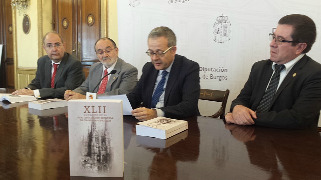 726 PÁGINAS RECOGEN LAS 52 COMUNICACIONES QUE SE REALIZARON DURANTE EL CONGRESO DE CRONISTAS