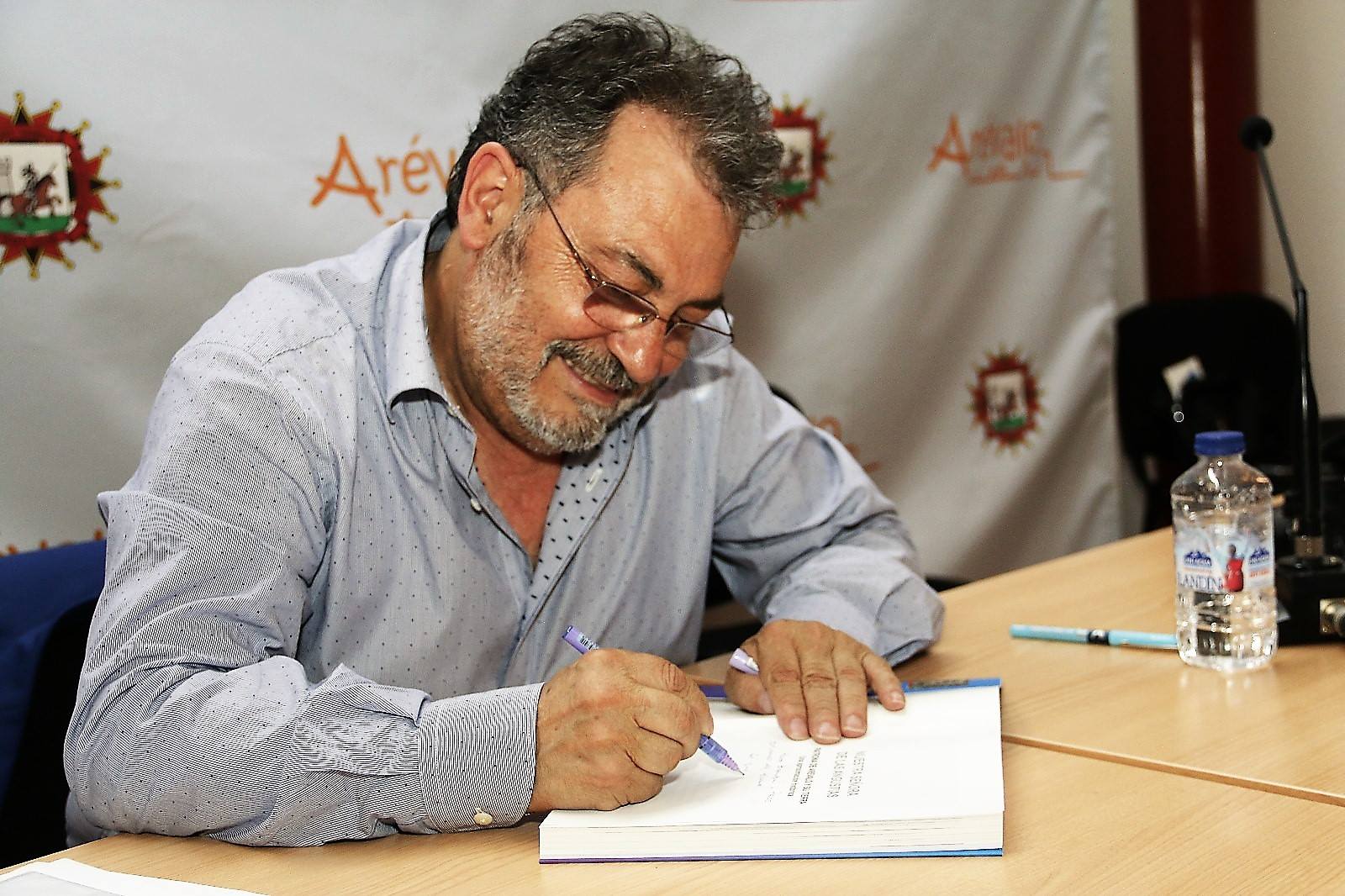 PRESENTACIÓN DEL LIBRO DE LA VIRGEN DE LAS ANGUSTIAS