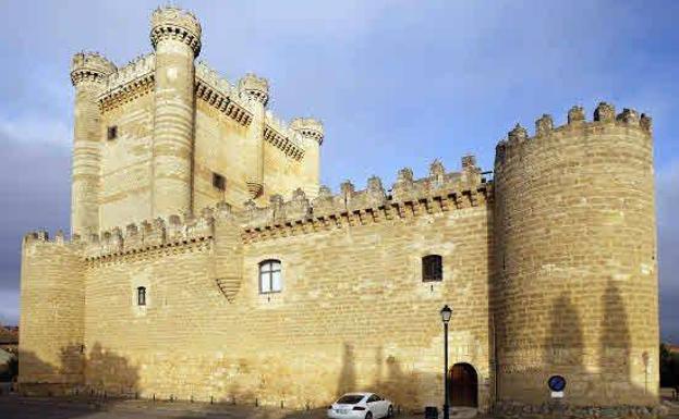 EL CASTILLO DE FUENSALDAÑA (VALLADOLID) CIERRA AL PÚBLICO PARA CONVERTIRSE EN MUSEO