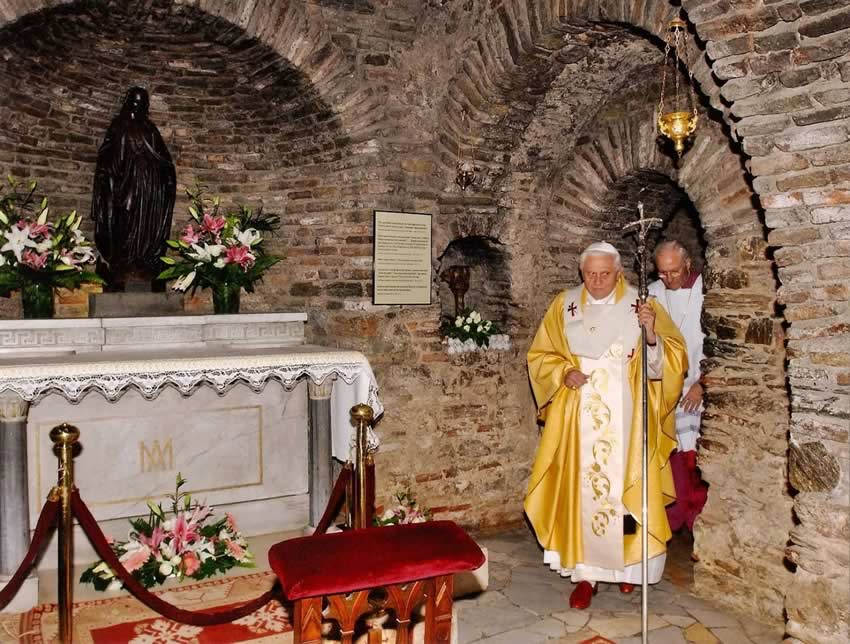 LA CASITA DE LA VIRGEN MARÍA EN ÉFESO (TURQUÍA)