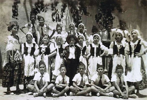 REPRESENTACIÓN DE LA ZARZUELA «LAS LEANDRAS» EN ULEA EN 1939