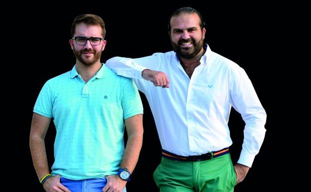 PABLO GUZMÁN Y FRANCISCO NORTES. CABOS DE ANDAS DE LA VIRGEN DE LOS PELIGROS: «ESTE ENCUENTRO DE LA PATRONA CON LA VIRGEN DE LOS PELIGROS PUEDE QUE SEA EL ÚNICO»