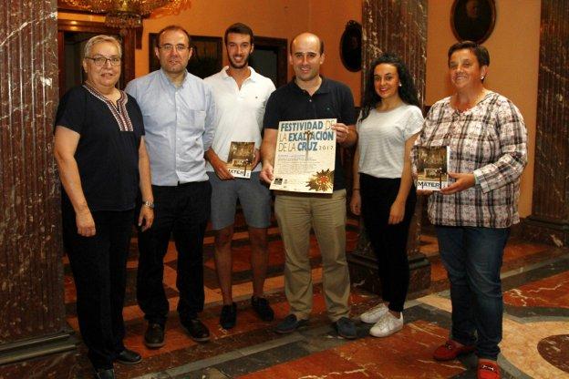UNA PROCESIÓN Y UNA MISA PROTAGONIZAN LA FESTIVIDAD DE LA EXALTACIÓN DE LA CRUZ • LA COFRADÍA DE LA SOLEDAD Y LA SANTA VERA CRUZ EXHIBIRÁ EL LIGNUM CRUCIS EN LA IGLESIA DE SANTO TOMÁS DE CANTORBERY
