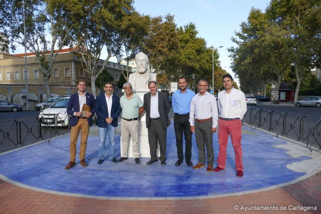 CARTAGENA RECUERDA A JIMENEZ DE LA ESPADA CON UNA JORNADA QUE ACERCA SU FIGURA A LOS CARTAGENEROS • EL EVENTO, ORGANIZADO POR EL ÁREA DE CULTURA Y PATRIMONIO, COINCIDE CON LA RECUPERACIÓN E INSTALACIÓN DE UN BUSTO DEL INSIGNE ZOÓLOGO, EXPLORADOR Y CIENTÍFICO