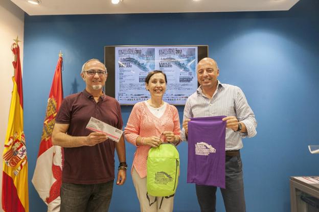 LA MARCHA DE ‘LA VEREÍNA’ EN CÁCERES ESPERA REUNIR A 3.500 PERSONAS EL DÍA 22 • LA RUTA SENDERISTA RECAUDA DINERO PARA LA ASOCIACIÓN CONTRA EL CÁNCER Y MANTIENE ABIERTAS LAS INSCRIPCIONES