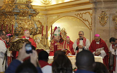PEREGRINACIÓN DE PARTICIPANTES DEL III CONGRESO INTERNACIONAL DE COFRADÍAS Y HERMANDADES A CARAVACA DE LA CRUZ.
