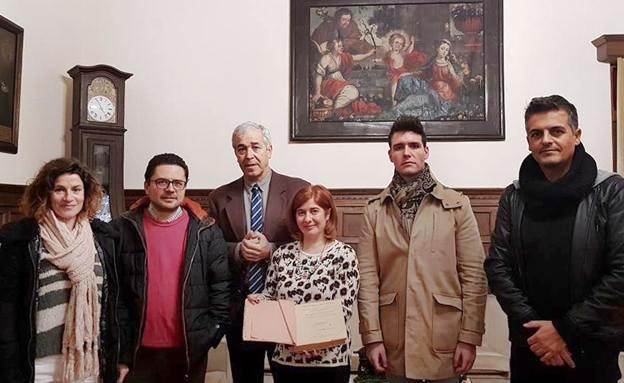 CESIÓN AL AYUNTAMIENTO DE UNA PRIMERA EDICIÓN DE LA ‘HISTORIA DE ÚBEDA’ DE MIGUEL RUIZ PRIETO