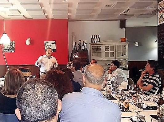 AURELIANO LAIRON, CRONISTA DE ALZIRA, PRESENTÓ EL LIBRO «CRÓNICA DEL SIGLO XX»