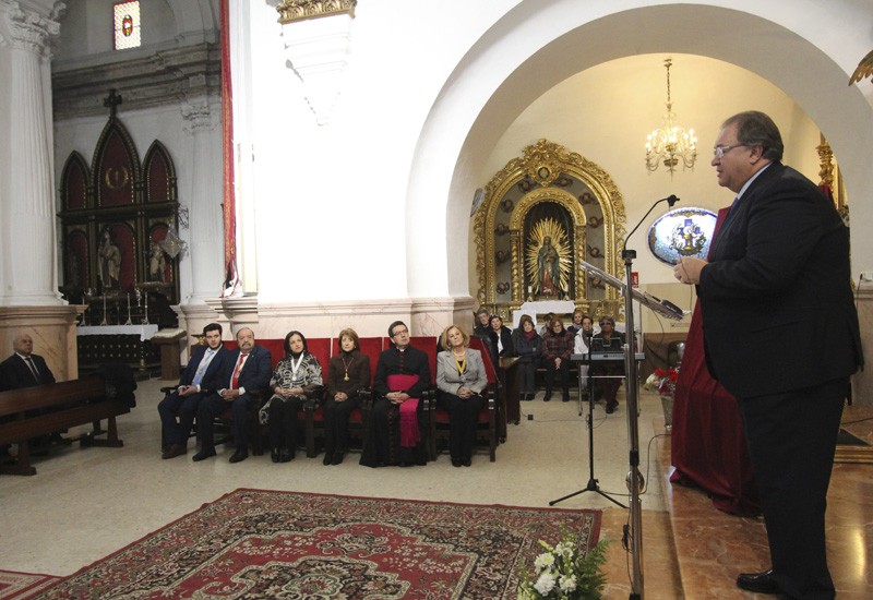 POSTALES: UN ESPEJO AL MUNDO EN CÉUTA