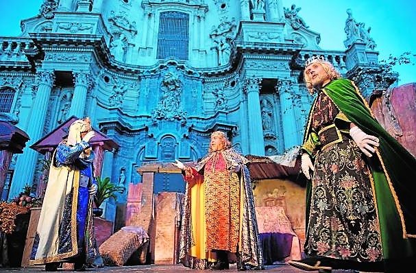 LOS REYES MAGOS POR TODA LA REGIÓN