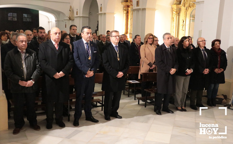LA MISA DEL COFRADE ABRE LAS PUERTAS A LA CUARESMA EN LA PARROQUIA DE LA SAGRADA FAMILIA DE LUCENA (CÓRDOBA)