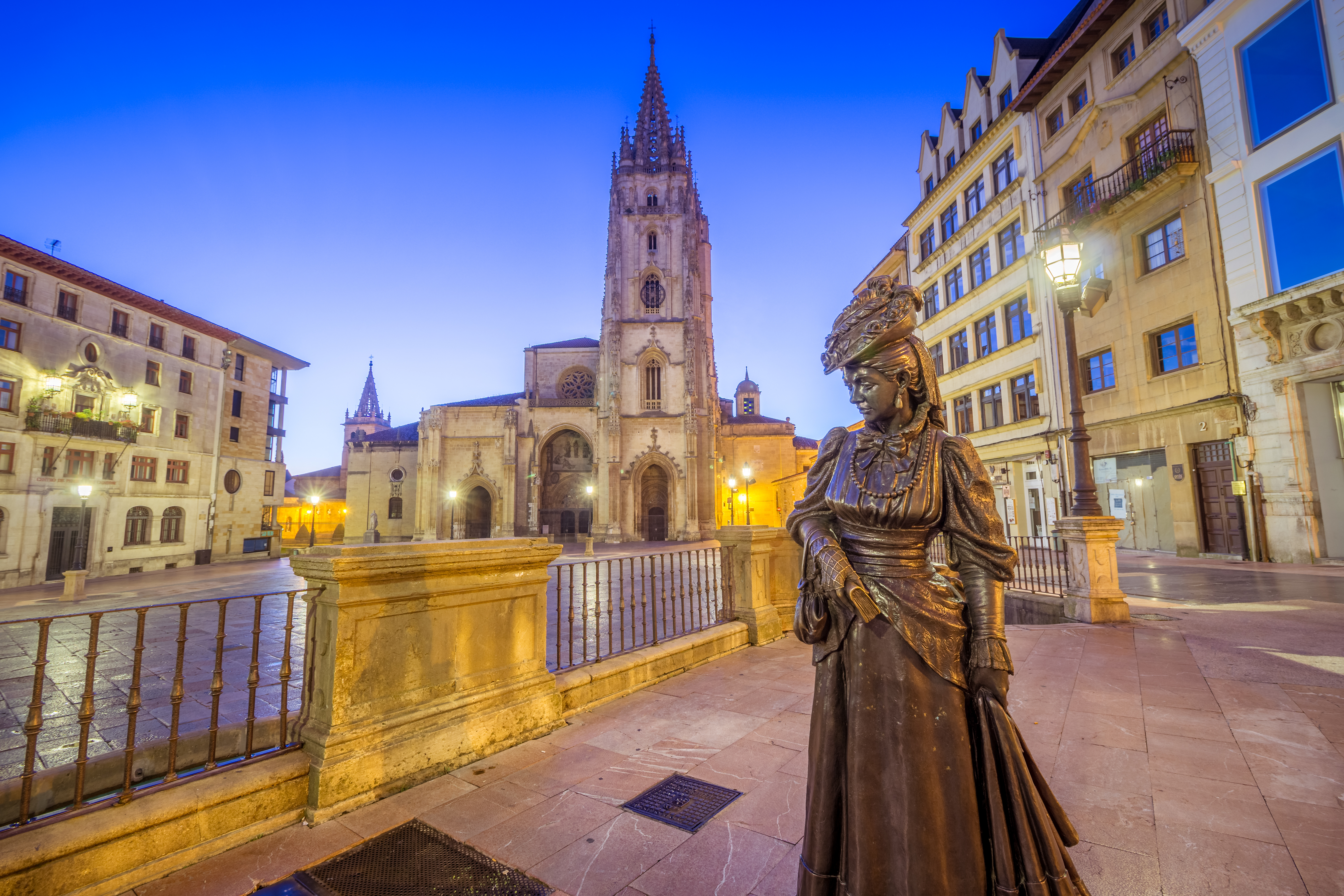 UNA RUINA EN EL «CORAZÓN» DE LA CIUDAD (OVIEDO)