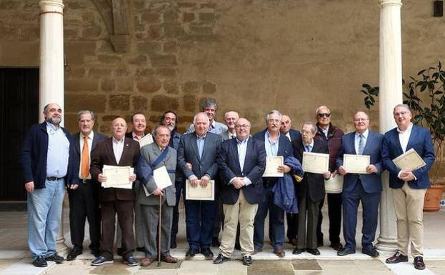 LA CASA DE JAÉN EN GRANADA PREMIA A LA ASOCIACIÓN DE AMIGOS DE LA MÚSICA DE ÚBEDA